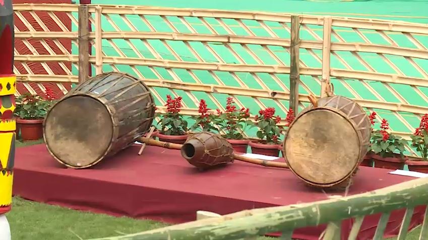 ମେଳା ବୁଲିବା ପାଇଁ ପଞ୍ଜୀକରଣ ବାଧ୍ୟତାମୂଳକ ହୋଇଛି । ଏଥି ପାଇଁ ସରକାର ଏକ ସ୍ବତନ୍ତ୍ର ପୋର୍ଟାଲ www.adivasimela2021.com ଖୋଲିଛନ୍ତି । ସେଥିରେ ପଞ୍ଜୀକରଣ କରିବା ଖୁବ୍ ସହଜ । ମେଳା ବୁଲିବା ପାଇଁ ପଞ୍ଜୀକରଣ ବାଧ୍ୟତାମୂଳକ ହୋଇଛି । ଏଥି ପାଇଁ ସରକାର ଏକ ସ୍ବତନ୍ତ୍ର ପୋର୍ଟାଲ www.adivasimela2021.com ଖୋଲିଛନ୍ତି । ସେଥିରେ ପଞ୍ଜୀକରଣ କରିବା ଖୁବ୍ ସହଜ ।