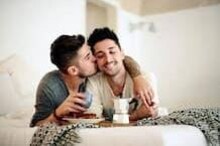 ଜଣେ ଉଭୟଲିଙ୍ଗୀ ସହ ବିବାହ କରିବା ଉଚିତ କି? ପଢ଼ନ୍ତୁ ଏକ୍ସପର୍ଟଙ୍କ ମତ