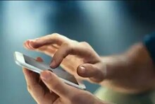 ଫୋନରେ ଏହି ୭ଟି ଆପ୍କୁ ଭୁଲରେ ବି ଡାଉନଲୋଡ କରନ୍ତୁ ନାହିଁ; ନଚେତ ଖାଲି ହୋଇଯିବ ଆକାଉଣ୍ଟ