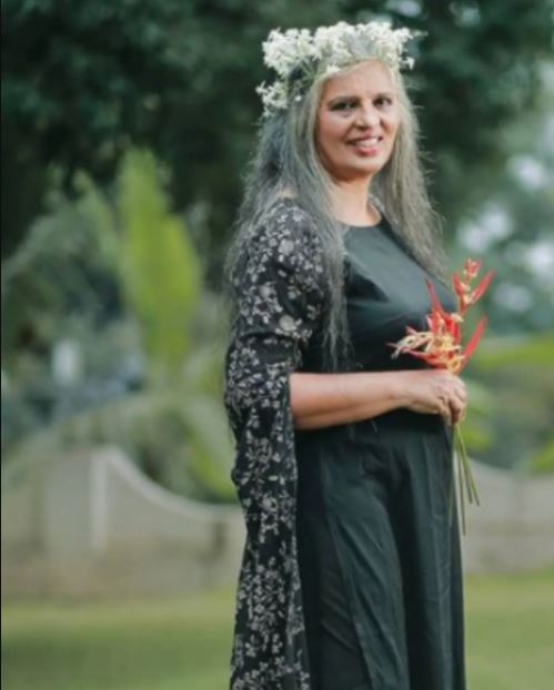 ଯଦିଓ ଏହାର ଅର୍ଥ ନୁହେଁ ଯେ ସେ ଲୋକମାନଙ୍କଠାରୁ ସକାରାତ୍ମକ ପ୍ରତିକ୍ରିୟା ପାଇନାହାଁନ୍ତି । (ଫଟୋ କ୍ରେଡିଟ୍:instagram/@rajinichandyofficial)<br /> ଯଦିଓ ଏହାର ଅର୍ଥ ନୁହେଁ ଯେ ସେ ଲୋକମାନଙ୍କଠାରୁ ସକାରାତ୍ମକ ପ୍ରତିକ୍ରିୟା ପାଇନାହାଁନ୍ତି । (ଫଟୋ କ୍ରେଡିଟ୍:instagram/@rajinichandyofficial)<br />