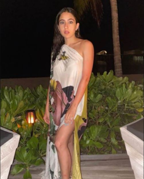  ଏହା ଜଣା ପଡିଛି ଯେ ସାରା ଆଜିକାଲି ନିଜର ଆଗାମୀ ଫିଲ୍ମ 'ଅତରଙ୍ଗୀ ରେ' ସୁଟିଂକୁ ନେଇ ବ୍ୟସ୍ତ ରହୁଛନ୍ତି । (ଫଟୋ କ୍ରେଡିଟ୍: instagram/@saraalikhan95)