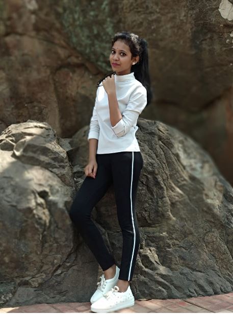  ତୃତୀୟ ବଡ଼ ପ୍ରଶ୍ନ ହେଉଛି ଅତ୍ୟଧିକ ନିଶା ସେବନ ଯୋଗୁଁ ବା ନିଶାସକ୍ତ ଅବସ୍ଥାରେ ଶାରୀରିକ ସମ୍ପର୍କ ରଖିଥିବା ଯୋଗୁଁ ଝରାଫୁଲଙ୍କ ମୃତ୍ୟୁ ହୋଇ ନ ଥିଲା ତ? ଝରାଫୁଲଙ୍କ ମୃତ ଦେହକୁ ସ୍କୁଟିରେ ବସାଇ ଯାଜପୁର ଅଭିମୁଖେ ନେଇ ସେଠାରେ ଫିଙ୍ଗିଦେଇଥିବା ଅଭିଯୋଗରେ ରାକେଶ ଓ ତାଙ୍କ ବନ୍ଧୁଙ୍କୁ ଆଇ.ପି.ସି.ର ଧାରା ଅନୁସାରେ ଟ୍ରାଏଲର ସାମନା କରିବାକୁ ପଡ଼ିବ ।