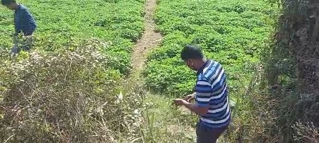 ଝରାଫୁଲଙ୍କ ମୃତ୍ୟୁ କେମିତି ହେଲା ତା’ର ଖୁଲାସା ଅଭିଯୁକ୍ତ ପ୍ରେମିକ ରାକେଶ ସ୍ବାଇଁ କରିବ ବୋଲି ଆଶା ଥିଲେ ବି ଏ ପର୍ଯ୍ୟନ୍ତ ପୋଲିସ କୌଣସି ନିର୍ଦ୍ଦିଷ୍ଟ ନିଷ୍କର୍ଷର ପାଖ ପହଞ୍ଚିପାରିନି । ଝରାଫୁଲଙ୍କ ମୃତ୍ୟୁ କେମିତି ହେଲା ତା’ର ଖୁଲାସା ଅଭିଯୁକ୍ତ ପ୍ରେମିକ ରାକେଶ ସ୍ବାଇଁ କରିବ ବୋଲି ଆଶା ଥିଲେ ବି ଏ ପର୍ଯ୍ୟନ୍ତ ପୋଲିସ କୌଣସି ନିର୍ଦ୍ଦିଷ୍ଟ ନିଷ୍କର୍ଷର ପାଖ ପହଞ୍ଚିପାରିନି ।