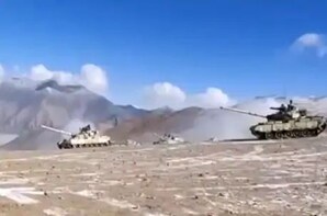 news18 - ପାଙ୍ଗୋଙ୍ଗର ଦକ୍ଷିଣ କୂଳରୁ ପଛକୁ ହଟିଲା ଚୀନର ଟ୍ୟାଙ୍କ; ସାମ୍ନାକୁ ଆସିଲା ଭିଡ଼ିଓ