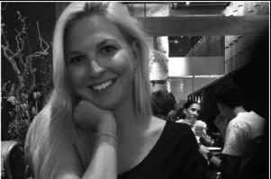  ରୁଟ୍ କ୍ରିକେଟ୍ ସହିତ ସେ ନିଜ ପରିବାରକୁ ମଧ୍ୟ ବହୁତ ଗୁରୁତ୍ୱ ଦିଅନ୍ତି । ଗତ ବର୍ଷ ତାଙ୍କ ଝିଅର ଜନ୍ମ ସମୟରେ ରୁଟ ପେଟରନିଟି ଲିଭ ନେଇଥିଲେ । (ଫଟୋ ସୌଜନ୍ୟ- root66)