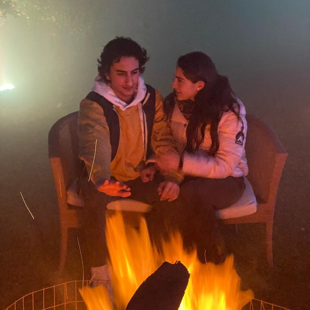  ସାରା ଓ ତାଙ୍କ ସାନ ଭାଇ ଇବ୍ରାହିମ୍‌