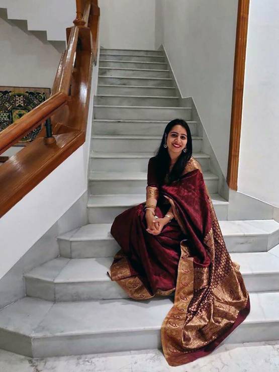  ଅନୁକୃତିଙ୍କ ପିତା ସରକାରୀ ଚାକିରିରୁ ଅବସର ନେଇଛନ୍ତି ଓ ମା’ କଲେଜରୁ ଅବସର ନେଇଛନ୍ତି। ସିଭିଲ ସର୍ଭିସ ପରୀକ୍ଷା ଦେବାର ନିଷ୍ପତ୍ତି ନେବା ମାତ୍ରେ ଅନୁକ୍ତି ସିଲାବସ୍ ସଂଗ୍ରହ କରିଥିଲେ ଓ ସେହି ଅନୁଯାୟୀ ଇଣ୍ଟରନେଟରୁ ଅଧ୍ୟୟନ ସାମଗ୍ରୀ ବାହାର କରିଥିଲେ । ତା’ପରେ ସେ ଆରମ୍ଭ କରିଥିଲେ ପଏଣ୍ଟ-ଟୁ-ପଏଣ୍ଟ ପ୍ରସ୍ତୁତି ।