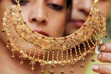 Gold: ସୁନାର ଦାମ୍ ଅଳ୍ପ ବଢ଼ିଲା, ରୂପା ଉଞ୍ଚା ହେଲା; ବେଶୀ ଦିନ ରହିବନି ଏହି ସ୍ଥିତି