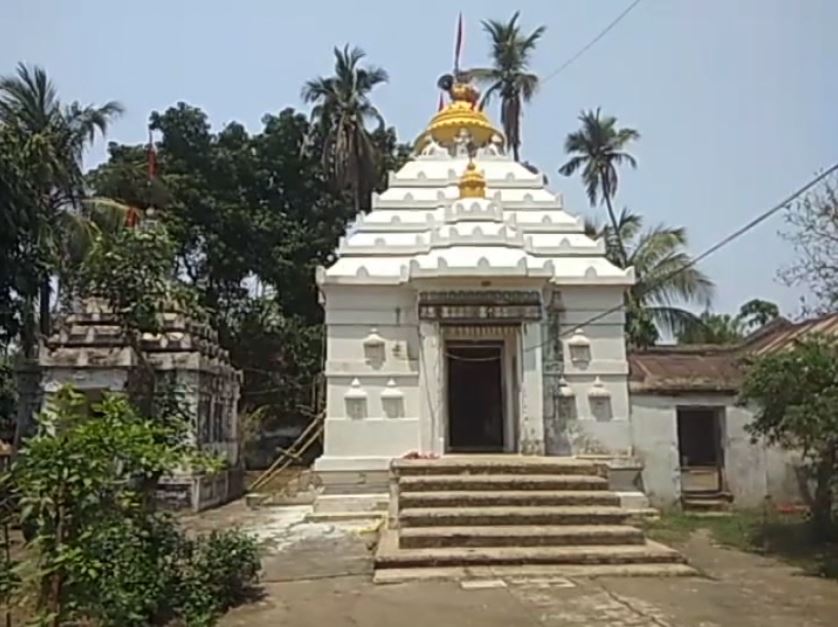  ୧୯୭୨ ମସିହାରେ ରଘୁନାଥ ଜୀଉ ମନ୍ଦିର ଦେବୋତ୍ତର ବିଭାଗକୁ ହସ୍ତାନ୍ତର ହେଲା । ଏହା ପରେ ମନ୍ଦିର ସମ୍ପତ୍ତିର ଉପଯୁକ୍ତ ରକ୍ଷଣାବେକ୍ଷଣ ତଥା ସରଞ୍ଜାମ ଅଭାବରୁ ମନ୍ଦିରର ରୀତିନୀତି, ପର୍ବ ପର୍ବାଣୀ, ଏପରିକି ରାମ ନବମୀ ଠିକ୍ ଭାବେ ପାଳିତ ହେଇ ପାରିଲା ନାହିଁ ।