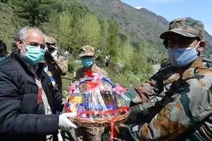 news18 - ମାନବିକତାର ବାର୍ତ୍ତା ଦେଲା ସେନା; LoC ପାର କରିଥିବା ଯୁବକଙ୍କୁ PAK କୁ ଫେରାଇଲା