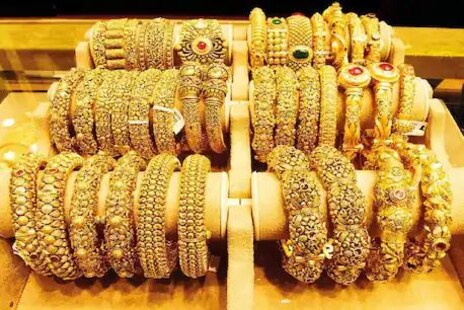 Gold Price Today: ୧୦ ହଜାର ଟଙ୍କା ଶସ୍ତା ହେଲା ସୁନା, ରୂପା ଦରରେ ମଧ୍ୟ ପ୍ରବଳ ହ୍ରାସ; ଜାଣନ୍ତୁ ଆଜିର ଦାମ୍