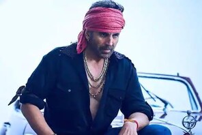 news18 - ଅକ୍ଷୟ କୁମାର କରୋନା ପଜିଟିଭ୍ ହେଲେ; ଟ୍ୱିଟ୍ କରି ପ୍ରଶଂସକଙ୍କୁ ସୂଚନା ଦେଲେ