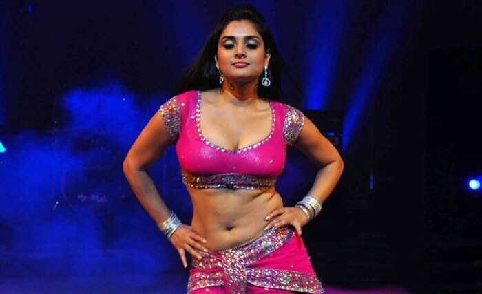  ରମ୍ୟା ଜାତୀୟ ସ୍ତରରେ କଂଗ୍ରେସ ଦଳର ସୋସିଆଲ୍‌ ମିଡି଼ଆ ଇନ୍‌-ଚାର୍ଜ ଥିଲେ । ବିଜେପି ନେତା ବିଶେଷ କରି ପ୍ରଧାନ ମନ୍ତ୍ରୀ ମୋଦିଙ୍କୁ ସମାଲୋଚନା କରି ସେ ପ୍ରାୟତଃ ଚର୍ଚ୍ଚାରେ ରହୁଥିଲେ । ସେ ଏହାକୁ ନେଇ ଅନେକ ଥର ବିବାଦରେ ବି ଥିଲେ ।