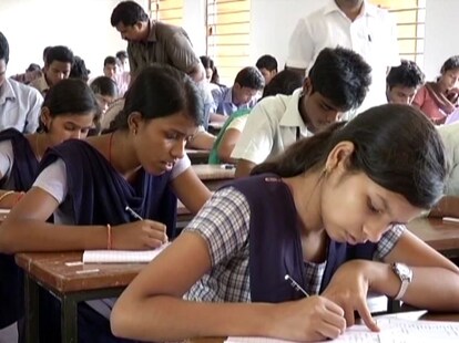 ମ୍ୟାଟ୍ରିକ ପରୀକ୍ଷାର ବିକଳ୍ପ ମୂଲ୍ୟାୟନ ପଦ୍ଧତିରେ ବୋର୍ଡ଼ ମୋହର ମାରିଲା; ଛାତ୍ରଛାତ୍ରୀମାନେ ଚିନ୍ତାରେ