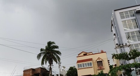 କାଳବୈଶାଖୀ: ୩ ଦିନ ପର୍ଯ୍ୟନ୍ତ କେତେକ ଜିଲ୍ଲାରେ ବଜ୍ରପାତ ସହ ବର୍ଷା ହୋଇପାରେ ଓ ପବନ ବହିପାରେ