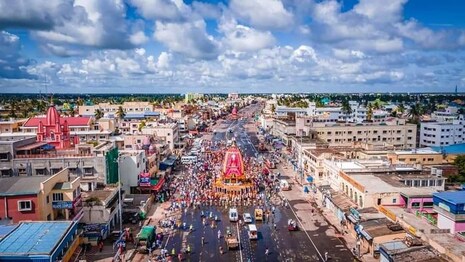 ରଥ ଯାତ୍ରାରେ କର୍ଫ୍ୟୁ ଉଲ୍ଲଙ୍ଘନ: ଭିଡିଓ ଫୁଟେଜ୍ ଦେଖୁଛି ପୋଲିସ; ଦ୍ଵିତୀୟ ତାଲିକା ଶୀଘ୍ର ଆସିବ