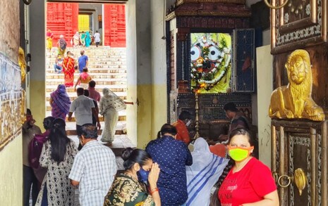 ଶ୍ରୀମନ୍ଦିରରେ ମହାପ୍ରଭୁ ପିନ୍ଧିଲେ ବିଶ୍ୱର ସର୍ବବୃହତ ରାକ୍ଷୀ; ଆଜିଠୁ ଖୋଲୁଛି ଶ୍ରୀମନ୍ଦିର