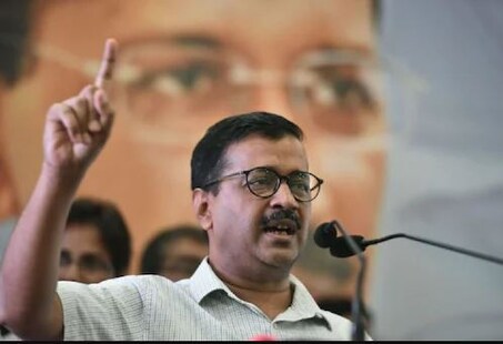 ୫୩ ବର୍ଷରେ ପାଦ ଥାପିଲେ ଦିଲ୍ଲୀ CM କେଜ୍ରିୱାଲ; ଜନ୍ମ ଦିନ ଅବସରେ ଜାଣନ୍ତୁ ତାଙ୍କ ବିଷୟରେ ୧୦ଟି ଖାସ୍ କଥା…