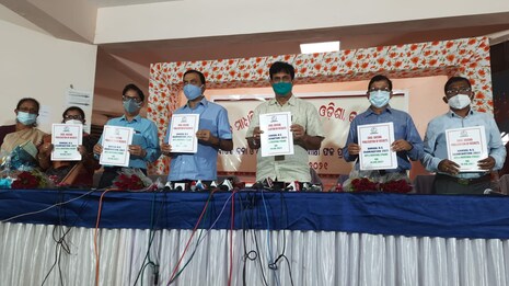 ପ୍ରକାଶ ପାଇଲା +୨ କଳା ଓ ଧନ୍ଦାମୂଳକ ପରୀକ୍ଷା ଫଳ: ୮୯ ପ୍ରତିଶତ ଛାତ୍ରଛାତ୍ରୀ କରିଛନ୍ତି ପାସ୍; ଏଥର ବି ବାଜି ମାରିରେ ଛାତ୍ରୀ