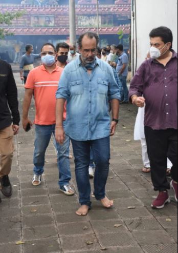  ଗତ କିଛି ଦିନ ହେବ ଅକ୍ଷୟଙ୍କ ମାଙ୍କୁ ମୁମ୍ବାଇର ହିରାନନ୍ଦାନୀ ଡାକ୍ତରଖାନାରେ ଭର୍ତ୍ତି କରାଯାଇଥିଲା। (ଫଟୋ କ୍ରେଡିଟ୍: ଭାଇରାଲ୍ ଭାୟାନି)