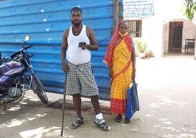 ଆଖି ବୁଜିଲେ ବିଧାନସଭା ଆଗରେ ଆତ୍ମହତ୍ୟା ଉଦ୍ୟମ କରିଥିବା ଯୁବକ; SCB ବିରୋଧରେ ଅଭିଯୋଗ