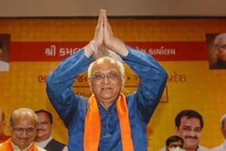 ମୁଖ୍ୟ ମନ୍ତ୍ରୀ ହେବା ଖବର TVରୁ ଜାଣିଲେ ଭୁପେନ୍ଦ୍ର ପଟେଲଙ୍କ ପତ୍ନୀ; BJP ନେତା ବି ଆଶ୍ଚର୍ଯ୍ୟ