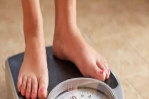 news18 - ସୋସିଆଲ ମିଡ଼ିଆରେ ଖାଇବା ଫଟୋ ସେୟାର କଲେ ଓଜନ ବଢ଼େ: Study