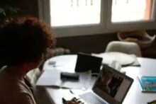 Covid Work From Home: ନୂଆ ଗାଇଡ଼ ଲାଇନ ବିଚାର କରୁଛି ଶ୍ରମ ମନ୍ତ୍ରଣାଳୟ