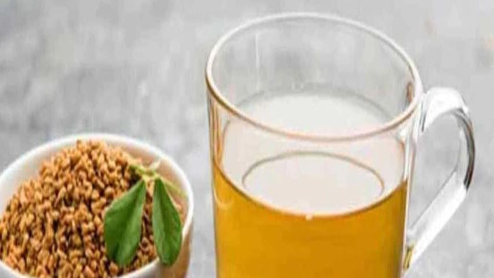 Weight loss ରାତିରେ ଶୋଇବା ପୂର୍ବରୁ ପିଅନ୍ତୁ ଏହି ୨ଟି ଡ୍ରିଙ୍କ; କମି ଯିବ