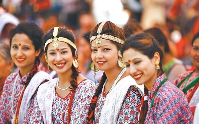  ନେପାଳୀ ପରମ୍ପରା ଅନୁଯାୟୀ, ପ୍ରତିବର୍ଷ ୧୪ଏପ୍ରିଲରେ ଏଠାରେ ନୂଆ ବର୍ଷ ପାଳନ କରାଯାଏ। ଏହି ଦିନ ନେପାଳରେ ଏକ ଛୁଟିଦିନ। ପାରମ୍ପାରିକ ପୋଷାକ ପିନ୍ଧି ଏଠାକାର ଲୋକମାନେ ଏହି ଦିନ ପାଳନ କରନ୍ତି।