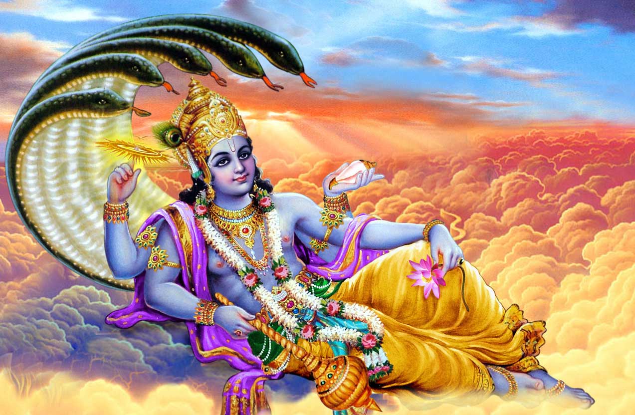  ଦେବୀ ଲକ୍ଷ୍ମୀ ଏବଂ ଭଗବାନ ବିଷ୍ଣୁଙ୍କୁ ମୋହିନୀର ଏକାଦଶୀରେ ପୂଜା କରାଯାଏ। ଏହା ସହିତ, ଏକ ବିଶ୍ୱାସ ମଧ୍ୟ ଅଛି ଯେ ଜଣେ ମୋହିନୀ ଏକାଦଶୀ ଉପରେ ଉପବାସ କରିବା ଉଚିତ୍। ବିଶ୍ୱାସ କରାଯାଏ ଯେ ଏହି ଦିନ ଉପବାସ ଶାରୀରିକ ଏବଂ ମାନସିକ ସମସ୍ୟା ଦୂର କରିଥାଏ।