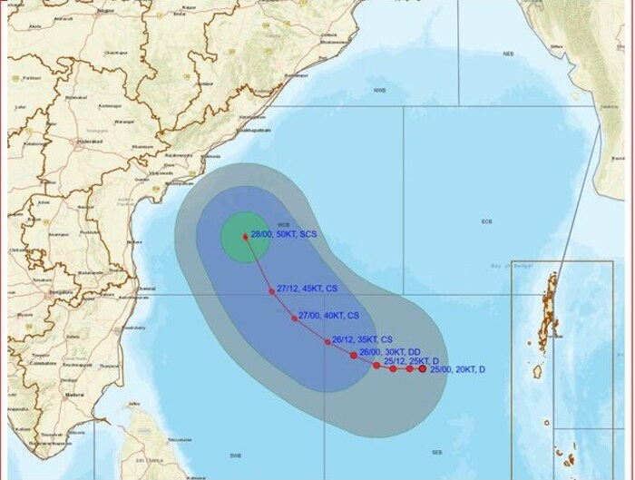  ଏବେ ଆନ୍ଧ୍ର ପ୍ରଦେଶ ଉପକୂଳ ମୁହାଁ ହେଉଛି ସମ୍ଭାବ୍ୟ ବାତ୍ୟା ମୋନ୍ଥା । ବର୍ତ୍ତମାନ ପାଇଁ ଓଡ଼ିଶାକୁ ସେତେ ବଡ଼ ବିପଦ ନାହିଁ ସତ କିନ୍ତୁ ପ୍ରବଳରୁ ଅତି ପ୍ରବଳ ବର୍ଷା ହେବା ନେଇ ପୂର୍ବାନୁମାନ କରିଛି ପାଣିପାଗ ବିଭାଗ । ୨୭ରୁ ୨୯ ମଧ୍ୟରେ ଭାରି ବର୍ଷା ନେଇ ପୂର୍ବାନୁମାନ କରାଯାଇଛି । ବିଶେଷକରି ମାଲକାନଗିରି ଓ କୋରାପୁଟରେ ପ୍ରବଳ ବର୍ଷିବ ।