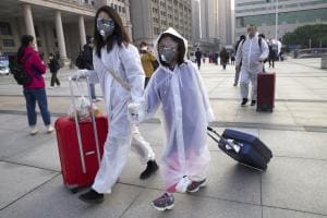 Thousands of People Flee Wuhan as it Ends Its Coronavirus Lockdown
