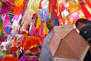 Diwali 2019: People Gear Up to Celebrate the Festival of Lights