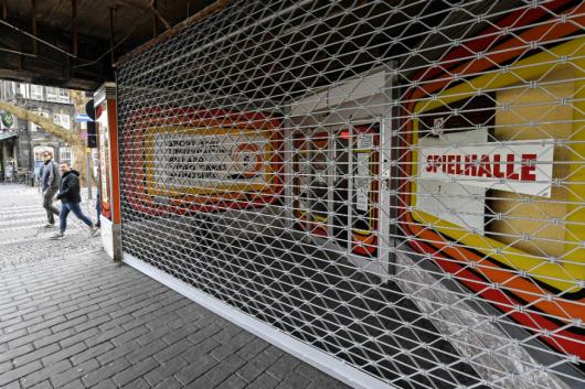 Germany introduces border controls with five neighbors from Monday