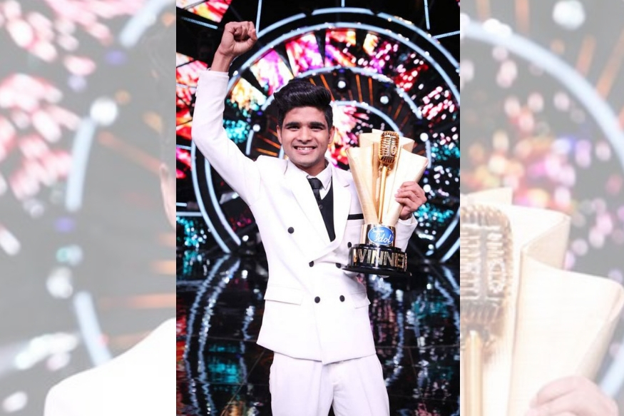  ਸਲਮਾਨ ਅਲੀ ਇੱਕ ਗਰੀਬ ਪਰਿਵਾਰ ਤੋਂ ਹਨ, ਉਨ੍ਹਾਂ ਦੀ ਪਰਵਰਿਸ਼ ਬੇਹੱਦ ਤੰਗੀ ਦੇ ਵਿੱਚ ਹੋਈ ਹੈ। ਸਲਮਾਨ ਦਾ ਕਹਿਣਾ ਹੈ ਕਿ ਉਨ੍ਹਾਂ ਲਈ ਇਹ ਸ਼ੋਅ ਜਿੱਤਣਾ ਬਹੁਤ ਵੱਡੀ ਗੱਲ ਹੈ ਤੇ ਉਨ੍ਹਾਂ ਦੀ ਜ਼ਿੰਦਗੀ ਬਦਲ ਜਾਵੇਗੀ। ਉਹ ਇਸ ਲ਼ਈ ਸੋਨੀ ਟੀਵੀ ਦੇ ਸ਼ੁਕਰਗੁਜ਼ਾਰ ਹਨ। ਦੱਸ ਦਈਏ ਕਿ ਸਲਮਾਨ ਨੂੰ ਪੁਰਸਕਾਰ ਰਾਸ਼ੀ ਦੇ ਰੂਪ ਵਿੱਚ 25 ਲੱਖ ਰੁਪਏ ਵੀ ਮਿਲੇ ਹਨ।