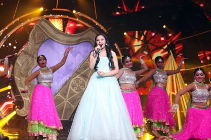  ਫਾਈਨਲ ਨੂੰ ਖ਼ਾਸ ਬਣਾਉਣ ਲਈ ਜ਼ੀਰੋ ਦੀ ਸਟਾਰ ਕਾਸਟ ਵੀ ਪਹੁੰਚੀ ਹੈ। ਸ਼ਾਹਰੁੱਖ ਖਾਨ, ਕੈਟਰੀਨਾ ਕੈਫ ਤੇ ਅਨੁਸ਼ਕਾ ਸ਼ਰਮਾ ਨੇ ਖ਼ਾਸ ਅੰਦਾਜ਼ ਵਿੱਚ ਸ਼ਿਰਕਤ ਕੀਤੀ ਤੇ ਇਸ ਮੌਕੇ ਨੂੰ ਯਾਦਗਾਰ ਬਣਾਇਆ।