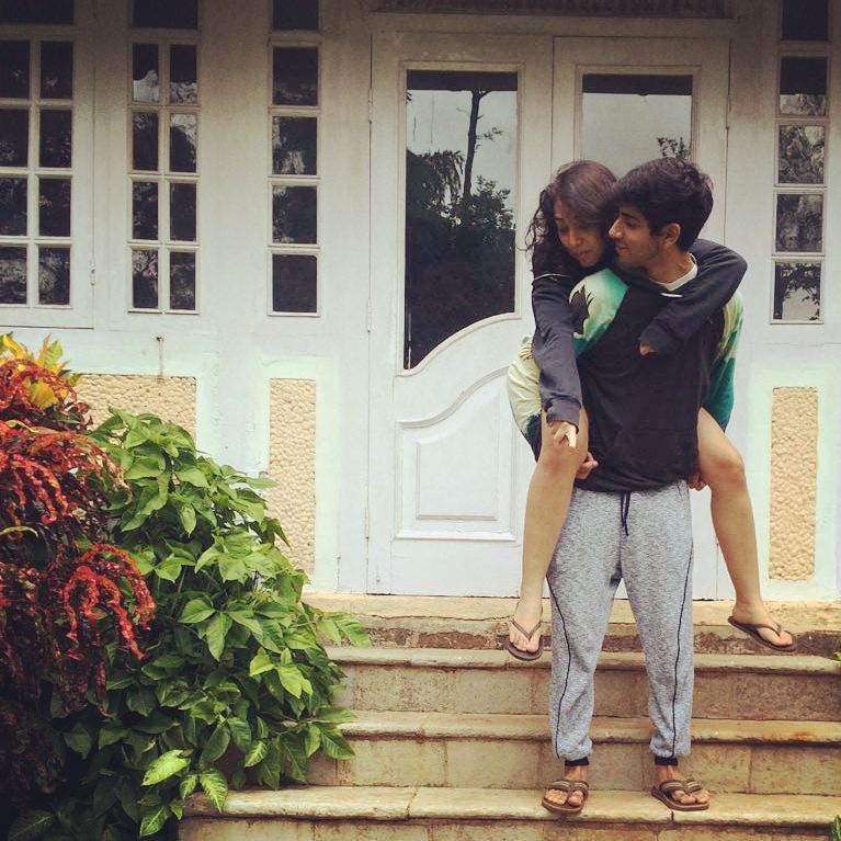  ਇਹ ਪਹਿਲੀ ਵਾਰ ਨਹੀਂ ਹੈ ਕਿ ਈਰਾ ਨੇ ਮਿਸ਼ਾਲ ਨਾਲ ਤਸਵੀਰਾਂ ਸ਼ੇਅਰ ਕੀਤੀਆਂ। ਈਰਾ ਪਹਿਲਾਂ ਵੀ ਮਿਸ਼ਾਲ ਨਾਲ ਤਸਵੀਰਾਂ ਸ਼ੇਅਰ ਕਰਦੀ ਆਈ ਹੈ। ਇਨ੍ਹਾਂ ਹੀ ਨਹੀਂ ਮਿਸ਼ਾਲ ਨੇ ਈਰਾ ਨੂੰ ਵੈਲੇਨਟਾਈਨਸ ਡੇ ਤੇ ਵੀ ਵਿਸ਼ ਕੀਤਾ ਸੀ।