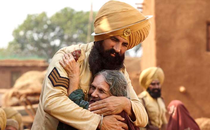  ਅਕਸ਼ੈ ਕੁਮਾਰ ਦੀ ਫਿਲਮ 'ਕੇਸਰੀ' ਨੇ ਰਿਲੀਜ਼ ਦੇ 7 ਦਿਨਾਂ ਅੰਦਰ ਹੀ 100 ਕਰੋੜ ਦਾ ਅੰਕੜਾ ਪਾਰ ਕਰ ਲਿਆ ਹੈ। ਰਿਲੀਜ਼ ਹੋਣ ਦੇ 7ਵੇਂ ਦਿਨ ਫਿਲਮ ਨੂੰ 6.52 ਕਰੋੜ ਦੀ ਕਮਾਈ ਹੋਈ। ਇਸ ਦੇ ਬਾਅਦ ਫਿਲਮ ਦੀ ਕੁੱਲ ਕਮਾਈ 100.01 ਕਰੋੜ ਰੁਪਏ ਹੋ ਗਈ ਹੈ।