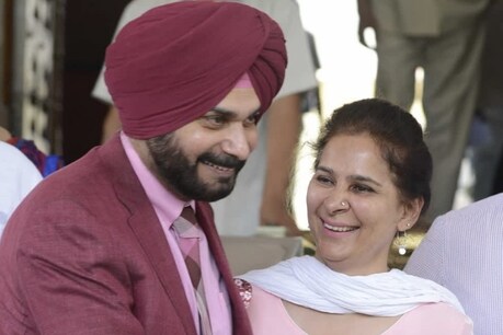 ਚੋਣ ਪ੍ਰਚਾਰ 'ਚ ਜੁਟਿਆ ਸਿੱਧੂ ਜੋੜਾ, ਚੰਡੀਗੜ੍ਹ 'ਚ ਸਿੱਧੂ ਦੀ ਰੈਲੀ, ਬਠਿੰਡਾ 'ਚ ਮੈਡਮ ਵੱਲੋਂ ਪ੍ਰਚਾਰ