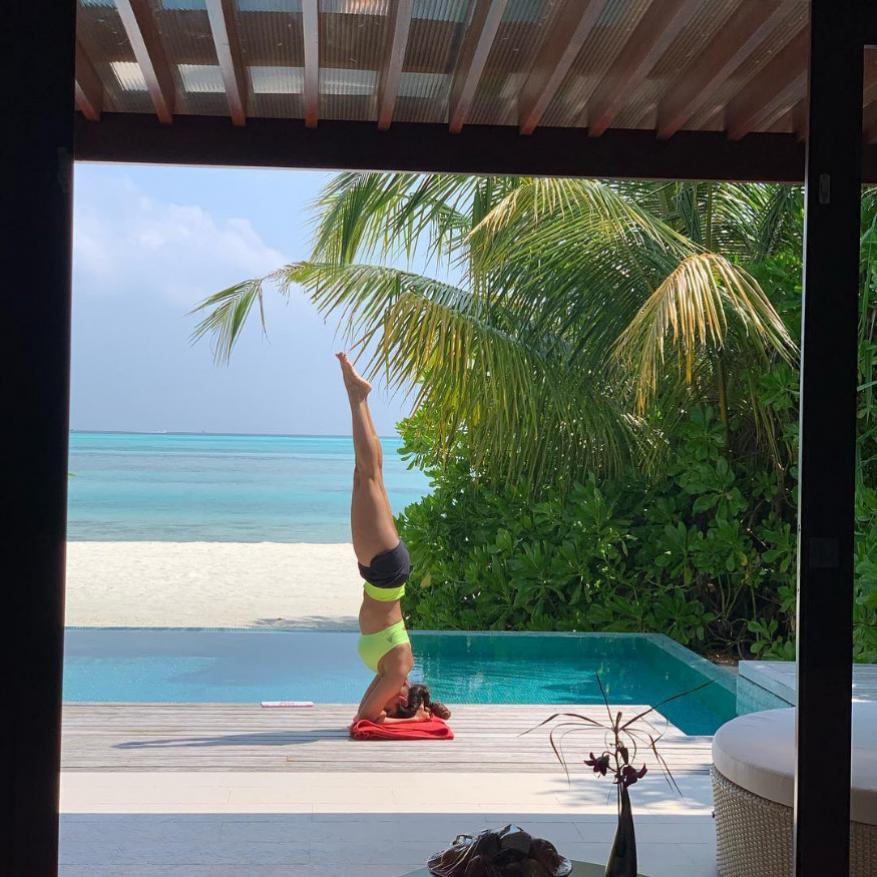  ਮਲਾਇਕਾ ਅਰੋੜਾ ਤਸਵੀਰਾਂ ਵਿੱਚ ਕਾਫ਼ੀ ਸਟਾਈਲਿਸ਼ ਲੱਗ ਰਹੀ ਹੈ। (Image: Instagram)