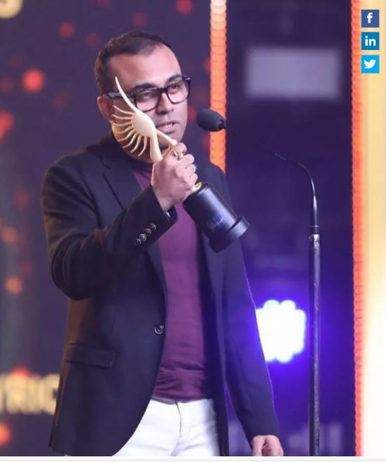  ਅਮਿਤਾਭ ਭੱਟਾਚਾਰੀਆ ਨੇ ਆਈਫਾ 2019 ਵਿਚ 'ਸਰਬੋਤਮ ਗੀਤਕਾਰ' ਪੁਰਸਕਾਰ ਜਿੱਤਿਆ। ( IIFA)