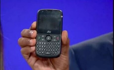 ਸ਼ਾਨਦਾਰ ਆਫਰ! ਸਿਰਫ 141 ਰੁਪਏ ਵਿਚ ਲਓ JioPhone 2