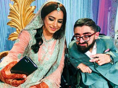 2 ਫੁੱਟ ਦੇ ਪਾਕਿਸਤਾਨੀ ਦਾ 6 ਫੁੱਟ ਲੰਬੀ ਕੁੜੀ ਨਾਲ ਵਿਆਹ, ਡਾਂਸ ਦਾ Video ਵਾਇਰਲ