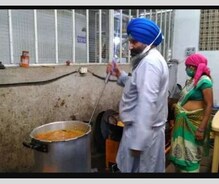 COVID-19: ਭੋਪਾਲ 'ਚ ਰੋਜ਼ਾਨਾ 4500 ਤੋਂ ਵੱਧ ਲੋੜਵੰਦਾਂ ਦਾ ਢਿੱਡ ਭਰ ਰਿਹਾ ਹੈ ‘ਲੰਗਰ’