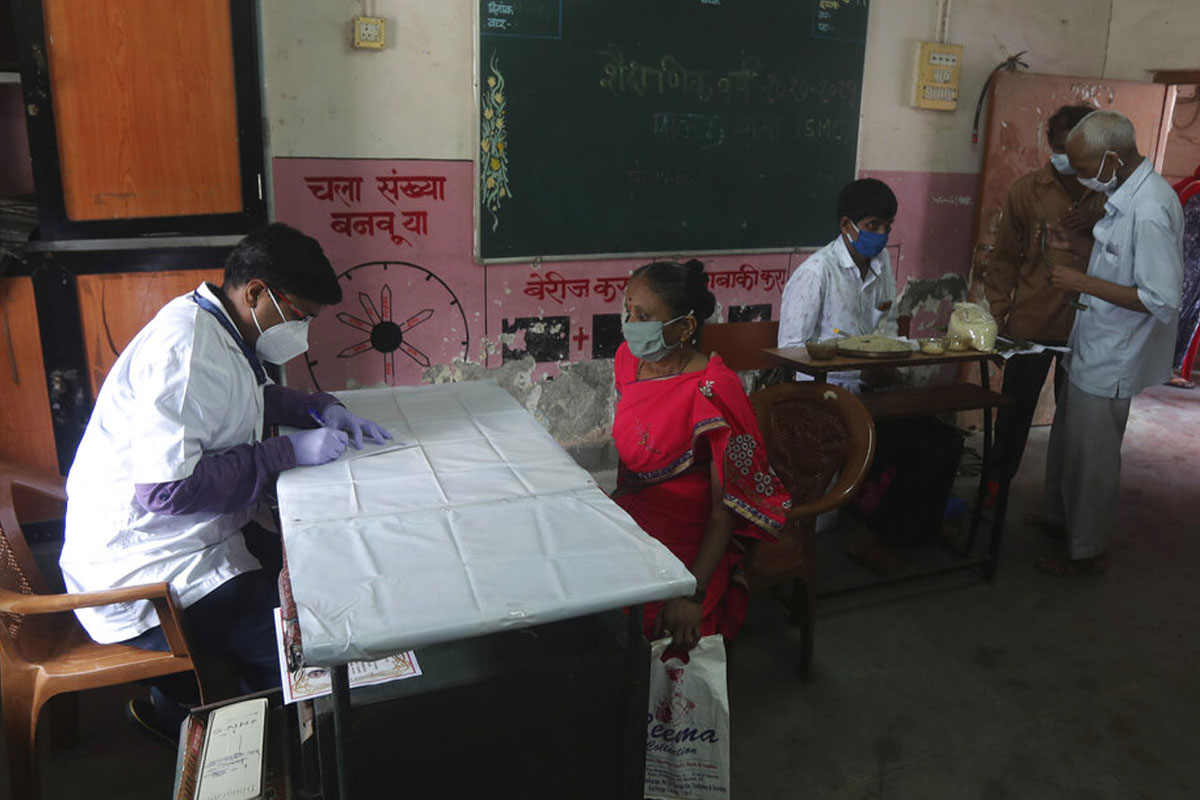  ਡਾ. ਸਈਦ ਫੈਜ਼ਾਨ ਅਹਿਮਦ ਅਸਾਮ ਦੇ ਸਿਲਚਰ ਮੈਡੀਕਲ ਕਾਲਜ ਵਿੱਚ ਕੰਮ ਕਰਦੇ ਹਨ। ਇਹ ਇਕ ਸਰਕਾਰੀ ਹਸਪਤਾਲ ਹੈ। ਸਰਕਾਰੀ ਹਸਪਤਾਲਾਂ ਵਿੱਚ ਡਾਕਟਰਾਂ ਦੀ ਪ੍ਰਸਤਾਵਿਤ ਡਿਊਟੀ ਦੀ ਮਿਆਦ 8 ਘੰਟੇ ਹੈ ਪਰ ਉਹਨਾਂ ਨੂੰ 1 ਘੰਟਾ ਪਹਿਲਾਂ ਪਹੁੰਚਣਾ ਹੁੰਦਾ ਹੈ ਤੇ ਬਹੁਤ ਦੇਰ ਤੱਕ ਰੁਕਣਾ ਪੈਂਦਾ ਹੈ।(Pic-AP)