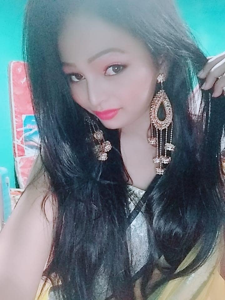  ਉਸਨੇ ਆਪਣੇ ਮਾਪਿਆਂ ਤੋਂ ਦੂਰੀ ਘਟਾ ਦਿੱਤੀ ਅਤੇ ਉਨ੍ਹਾਂ ਨੂੰ ਆਪਣੀ ਸਰਜਰੀ ਕਰਵਾਉਣ ਲਈ ਪ੍ਰੇਰਿਆ। ਉਸਨੇ ਪੁਡੂਚੇਰੀ ਵਿੱਚ ਸਰਜਰੀ ਹੋਈ ਅਤੇ ਸੈਕਸ ਬਦਲਾਅ ਹੋਇਆ। ਉਸਨੇ ਟਰਾਂਸਜੈਂਡਰਾਂ ਲਈ ਸਿਹਤ ਦੇ ਖੇਤਰ ਵਿਚ ਕੰਮ ਕਰਨਾ ਸ਼ੁਰੂ ਕੀਤਾ। (image credit:facebook)