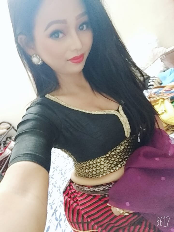  ਸ਼ੀਜਾ ਹਸਪਤਾਲਾਂ ਅਤੇ ਰਿਸਰਚ ਇੰਸਟੀਚਿਊਟ ਦੇ ਮੈਡੀਕਲ ਸੁਪਰਡੈਂਟ ਸਰਜਨ ਸੋਖੋਕਿਬਮ ਜੁਗਿੰਦਰਾ ਨੇ ਕਿਹਾ, ‘ਸਾਰੇ ਮਨੁੱਖ ਬਰਾਬਰ ਹਨ। ਜਦੋਂ ਅਸੀਂ ਬੋਨਸੀ ਨੂੰ ਨਿਯੁਕਤ ਕੀਤਾ, ਅਸੀਂ ਉਸਦਾ ਲਿੰਗ ਨਹੀਂ ਵੇਖਿਆ। ਹਸਪਤਾਲ ਵਿਚ ਕੰਮ ਕਰਨ ਤੋਂ ਇਲਾਵਾ, ਉਹ ਆਪਣੀ ਪੋਸਟ ਗ੍ਰੈਜੂਏਟ ਪ੍ਰਵੇਸ਼ ਪ੍ਰੀਖਿਆ ਦੀ ਵੀ ਤਿਆਰੀ ਕਰ ਰਹੀ ਹੈ। (image credit:facebook)