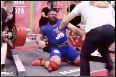 ਵੇਟਲਿਫਟਰ ਨੇ ਗਲਤ ਢੰਗ ਨਾਲ 400 ਕਿੱਲੋ ਭਾਰ ਚੁੱਕਿਆ, ਟੁੱਟ ਗਏ ਦੋਵੇਂ ਗੋਡੇ ! ਦੇਖੋ Video