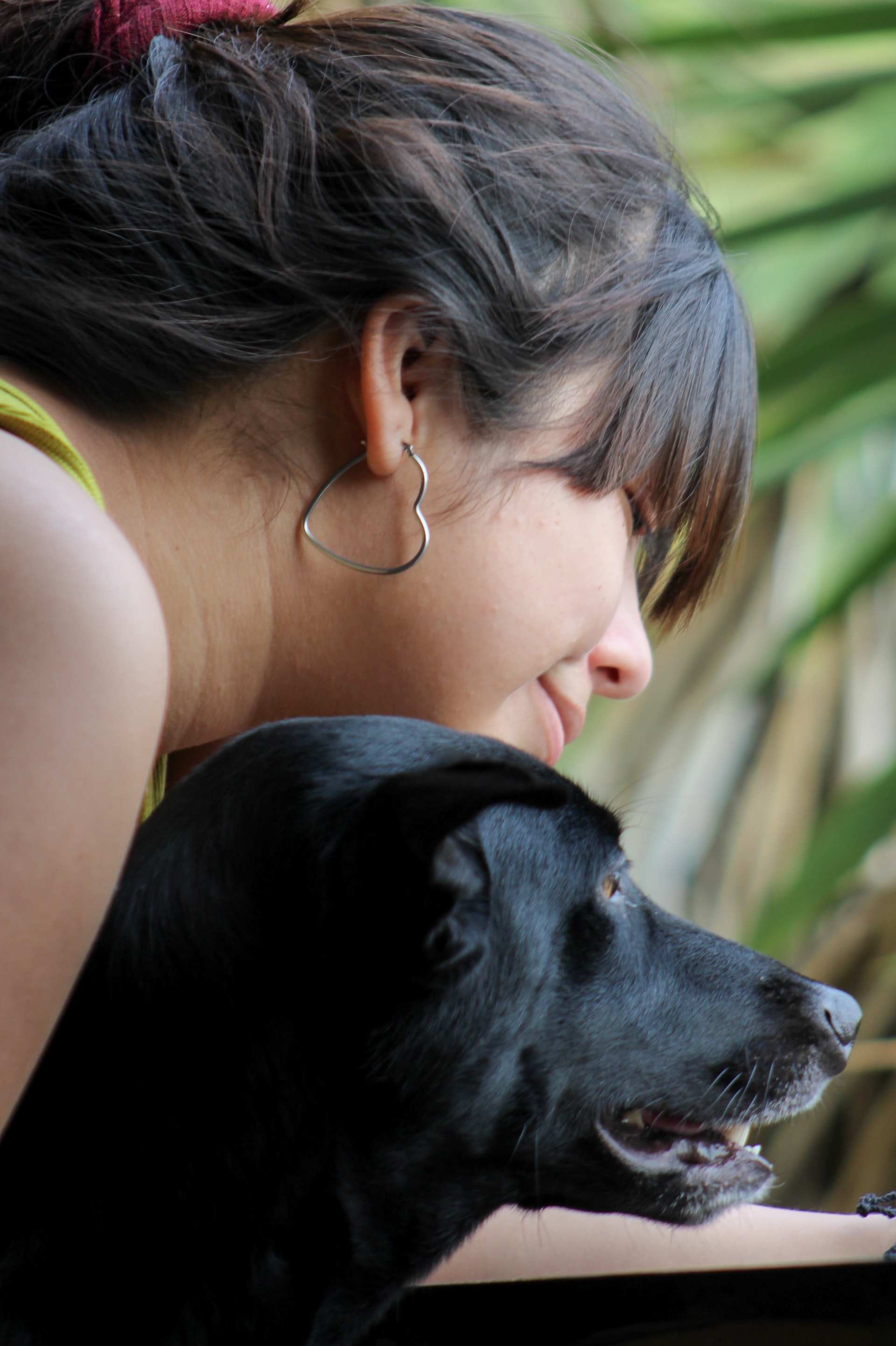  ਅਮਰੀਕਾ ਵਿਚ ਇਕ ਅਧਿਐਨ ਹੋਇਆ ਹੈ ਜਿਸ ਵਿਚ ਪਾਇਆ ਗਿਆ ਹੈ ਕਿ ਔਰਤਾਂ ਦੇ ਪਰਫੈਕਟ ਬੈੱਡ ਪਾਰਟਨਰ ਪੁਰਖ ਨਹੀ ਸਗੋ ਕੁੱਤੇ ਹਨ। ਤੁਸੀ ਇਹ ਸੁਣ ਕੇ ਹੈਰਾਨ ਹੋ ਗਏ ਹੋਵੋਗੇ। ਇਸ ਤੋਂ ਪਹਿਲਾ ਤੁਸੀ ਕਿਸੇ ਗਲਤ ਨਤੀਜੇ ਉਤੇ ਪਹੁੰਚੋ ਤਾਂ ਅਸੀਂ ਤੁਹਾਡੇ ਸਾਹਮਣੇ ਗੱਲ ਸਪੱਸ਼ਟ ਕਰਦੇ ਹਾਂ।Photo by Joam Lima on Unsplash